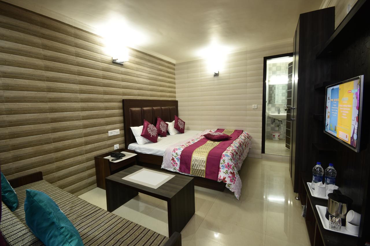 Cloud 7 Bed and Breakfast Nainital Exteriör bild